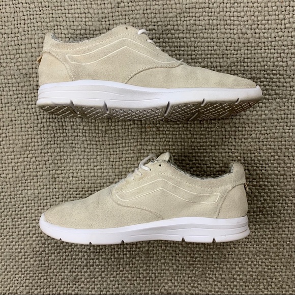 Vans suede lace up sneaker - Picture 2 of 8